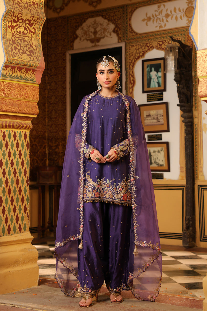 Ahista Purple Mayur Applique Short Kurta With Heavy Dupatta chiniya silk kurta/kurta set by Niti Bothra in purple for women Worldwide