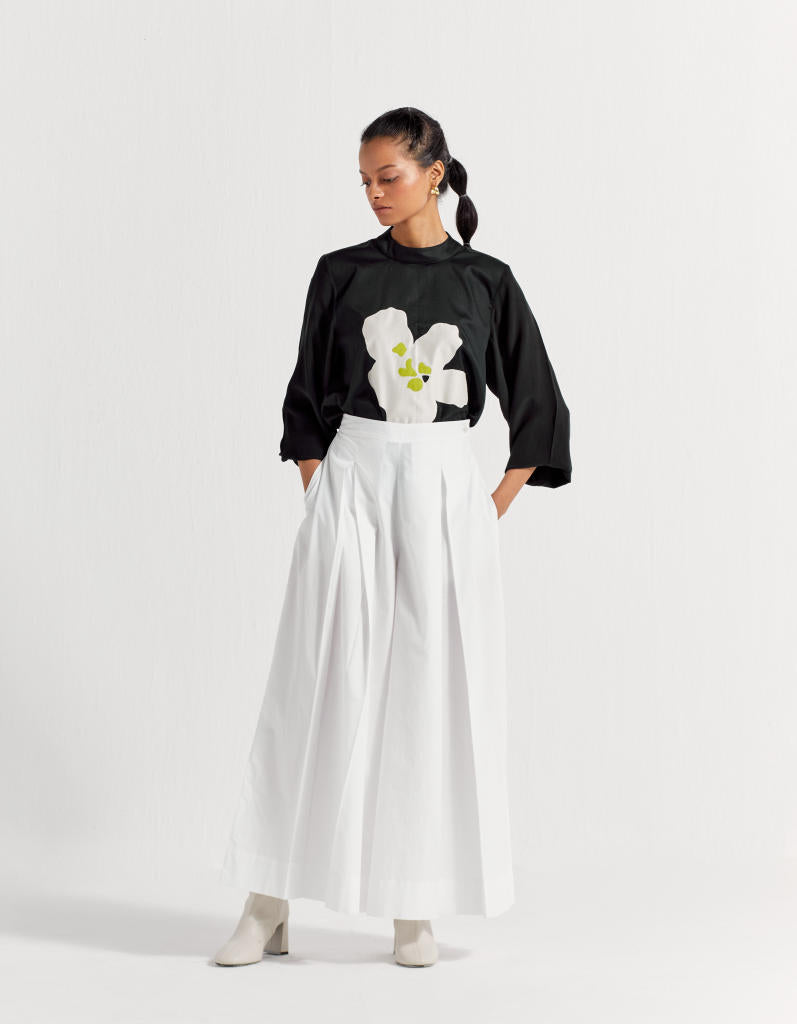 FLORAL APPLIQUE TOP - BLACK poplin by THREE in black color for women Worldwide