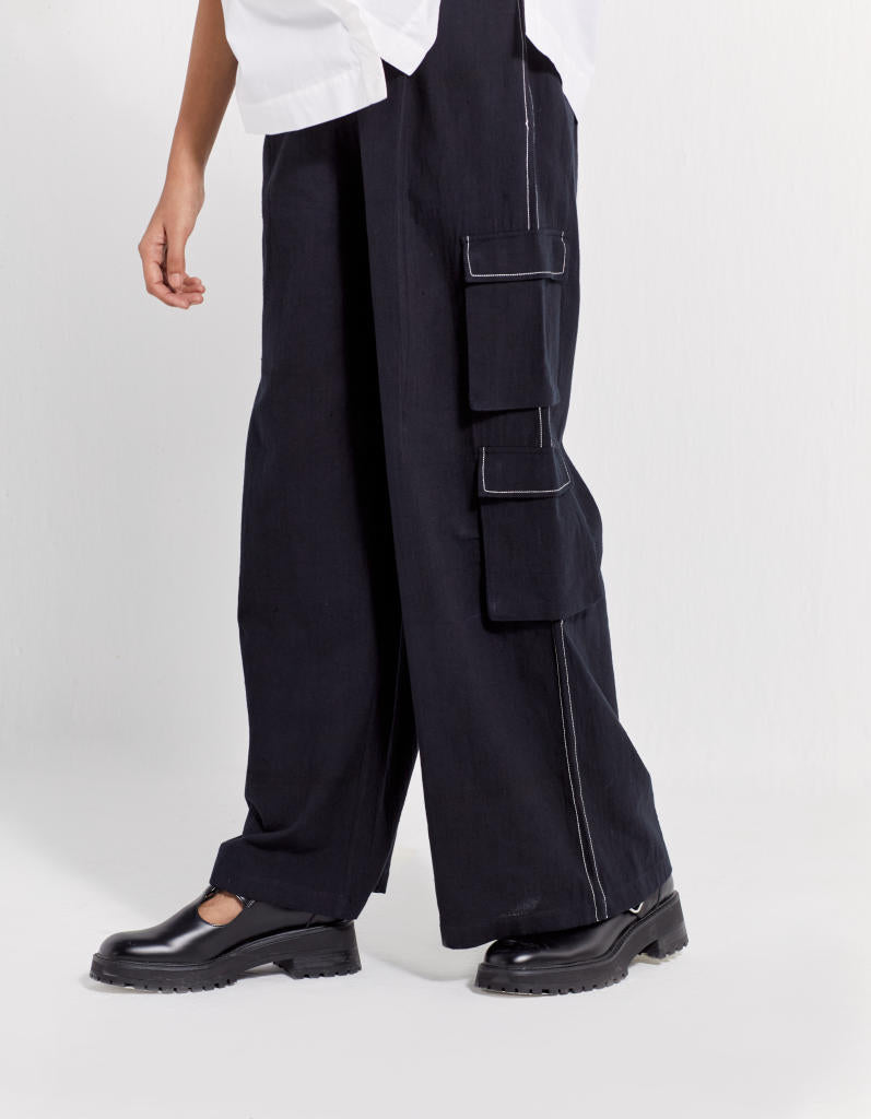 APPLIQUE CARGO BOTTOM - BLACK by THREE in black color for women Worldwide
