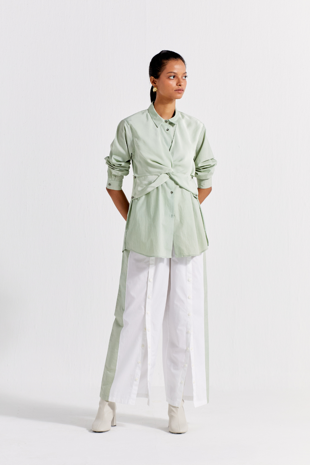 FRONT TWIST SHIRT - MINT