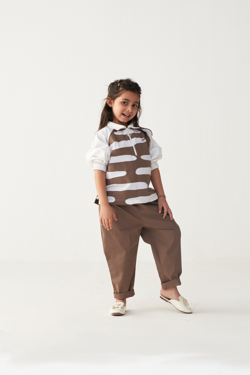 KIDS ABSTRACT APPLIQUE TOP (CO-ORD)-CEDAR & WHITE