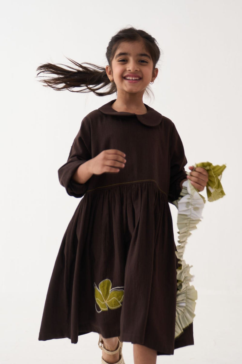 Girl - Floral Applique Peter Pan Collar Dress - Dark Brown