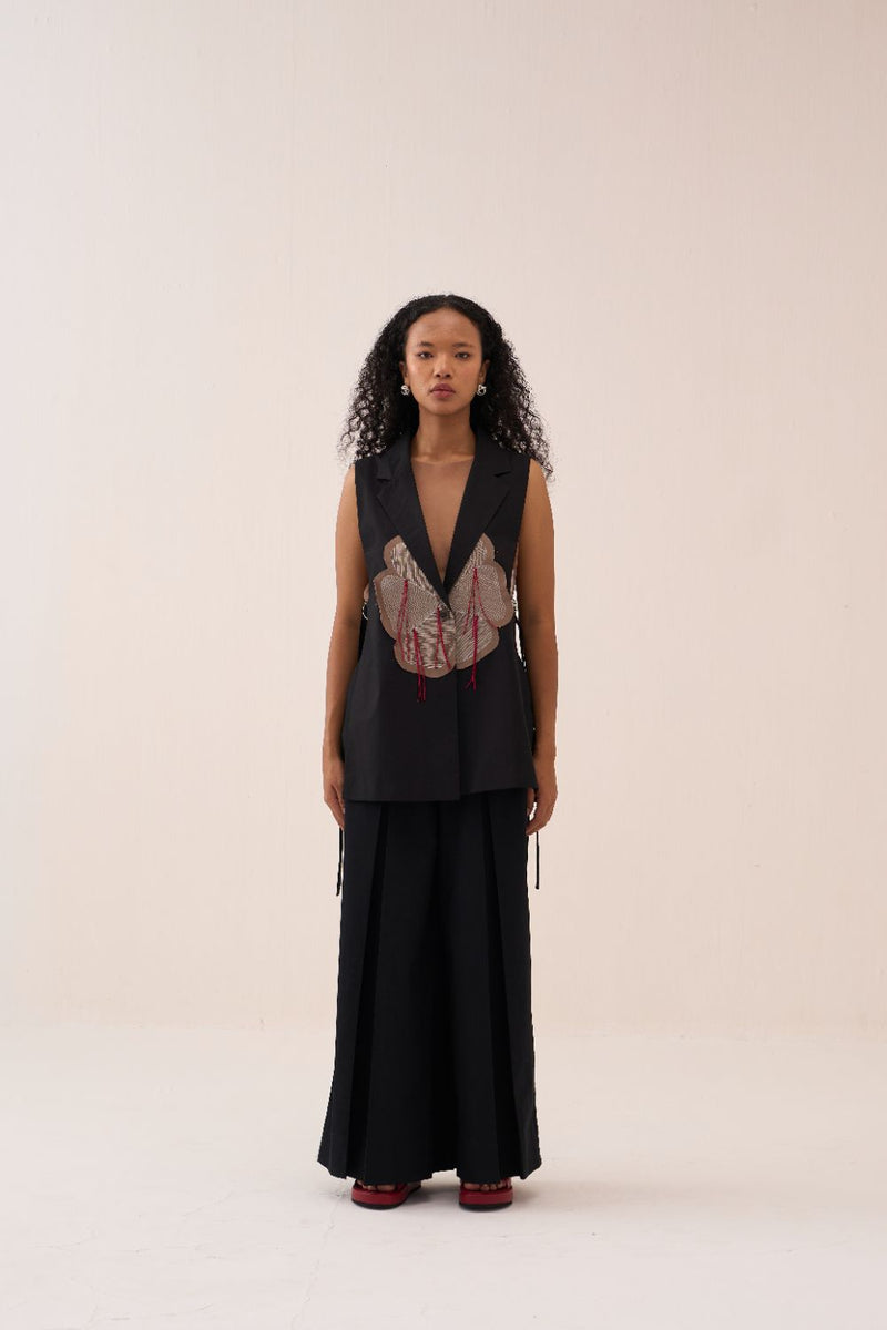 Floral Applique Waistcoat Co-Ord (Slip Included) (Set Of 2) poplin by THREE in black color for women Worldwide