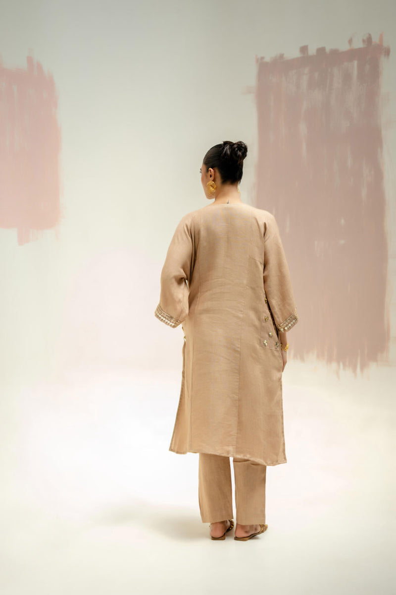 Aaram Choga Kurta with Pants-Camel linen by PRAHNAAYA in beige color for women Worldwide
