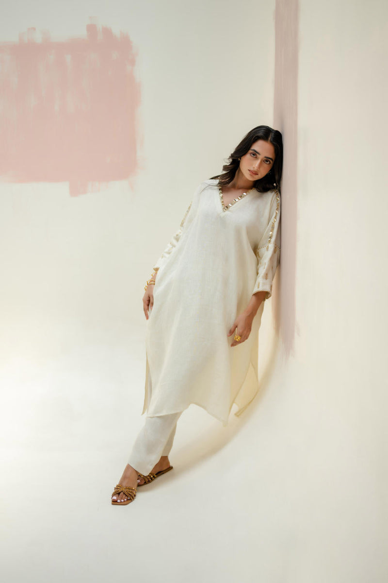 Star Antifit Kurta + Pants-White linen by PRAHNAAYA in white color for women Worldwide