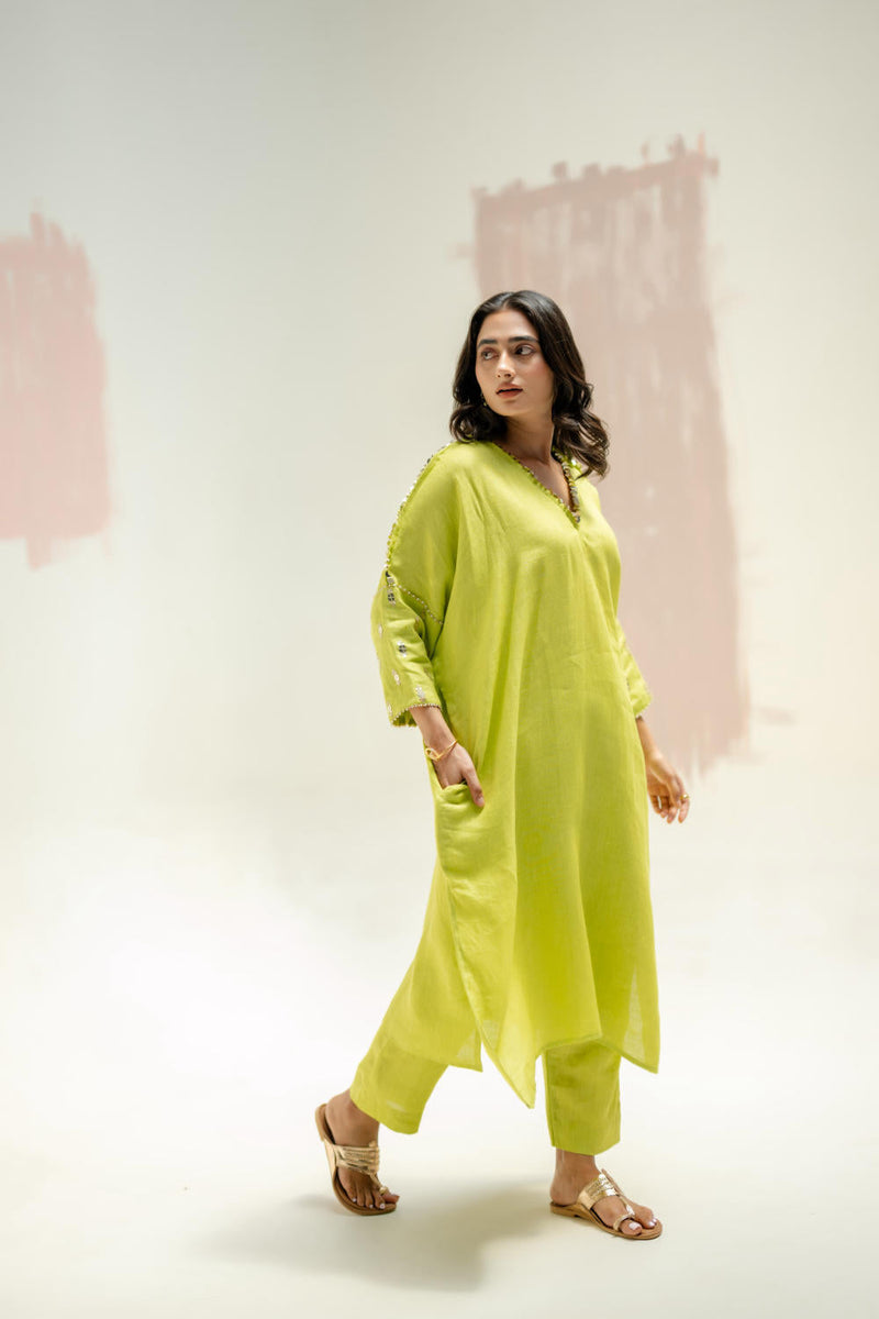 Star Antifit Kurta with Pants-SUBLIME NEON linen by PRAHNAAYA in green color for women Worldwide