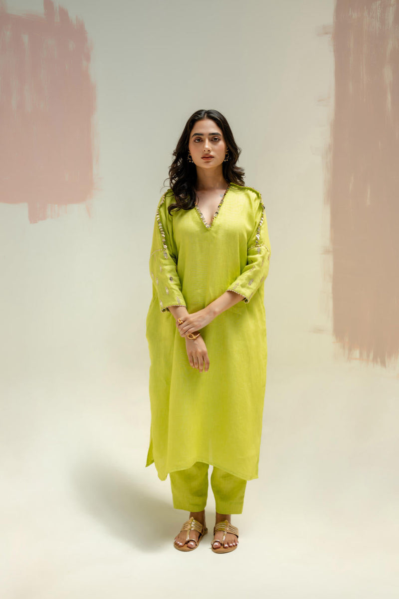 Star Antifit Kurta with Pants-SUBLIME NEON linen by PRAHNAAYA in green color for women Worldwide