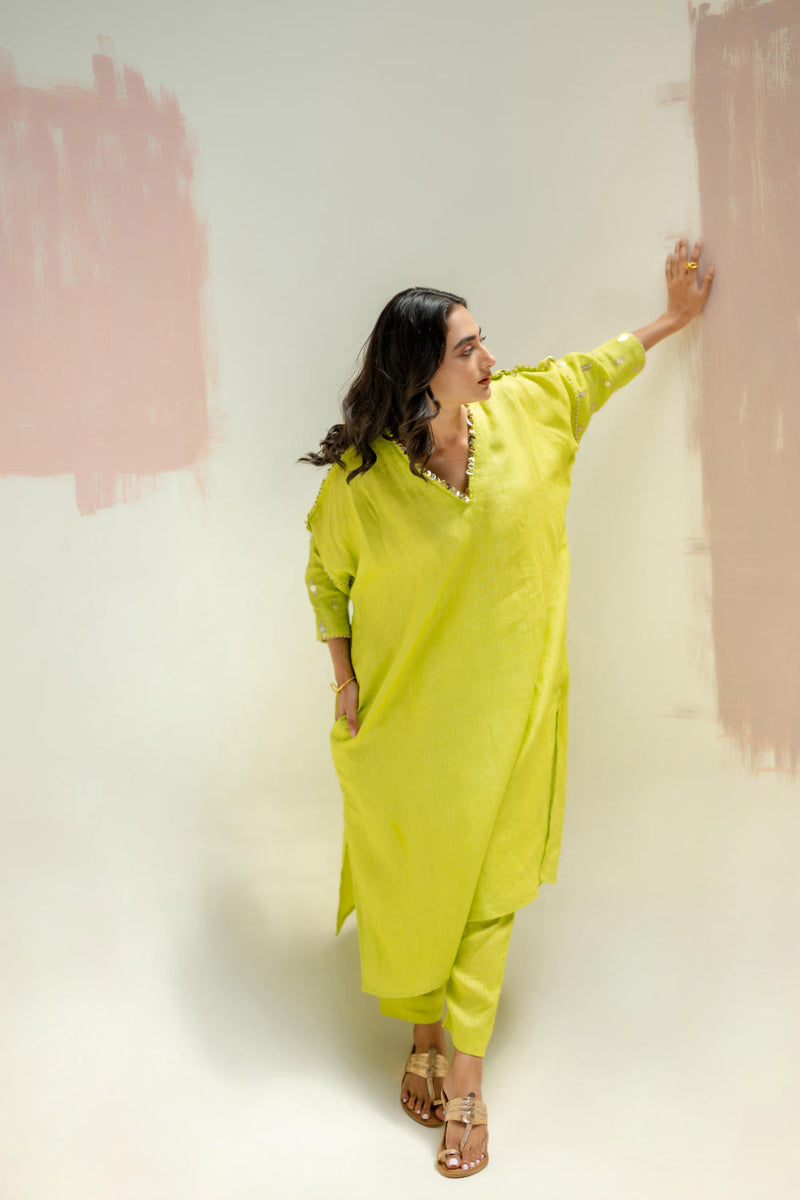 Star Antifit Kurta with Pants-SUBLIME NEON linen by PRAHNAAYA in green color for women Worldwide