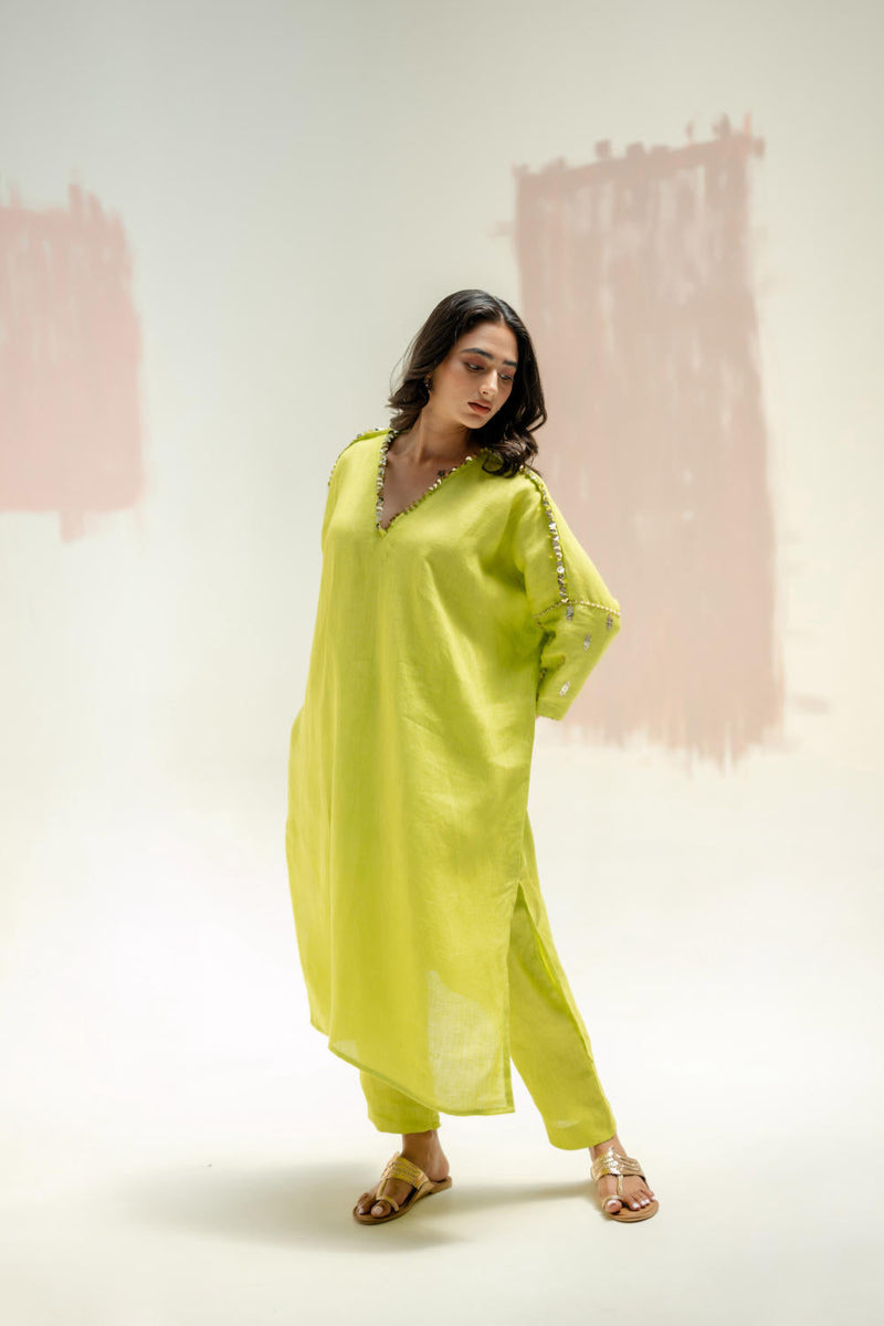 Star Antifit Kurta with Pants-SUBLIME NEON linen by PRAHNAAYA in green color for women Worldwide