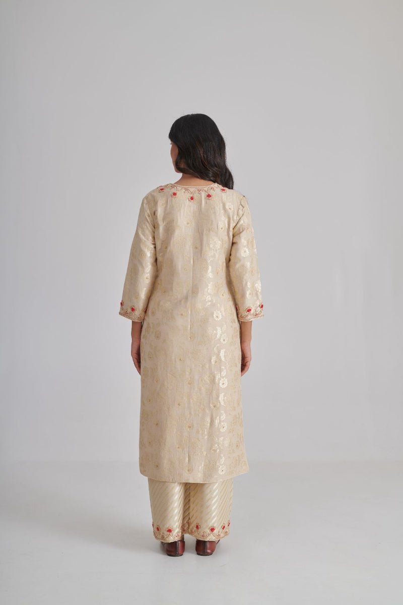 SUNHERI & SAHANA KURTA & PANT silk by Rashika Mittal in beige color for women Worldwide