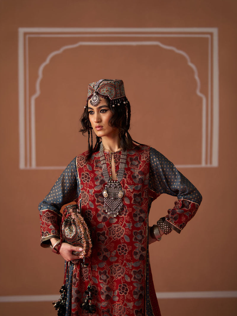 Arohi Kurti chanderi kurta/kurta set by SWATTI KAPOOR in rust, blue for women Worldwide