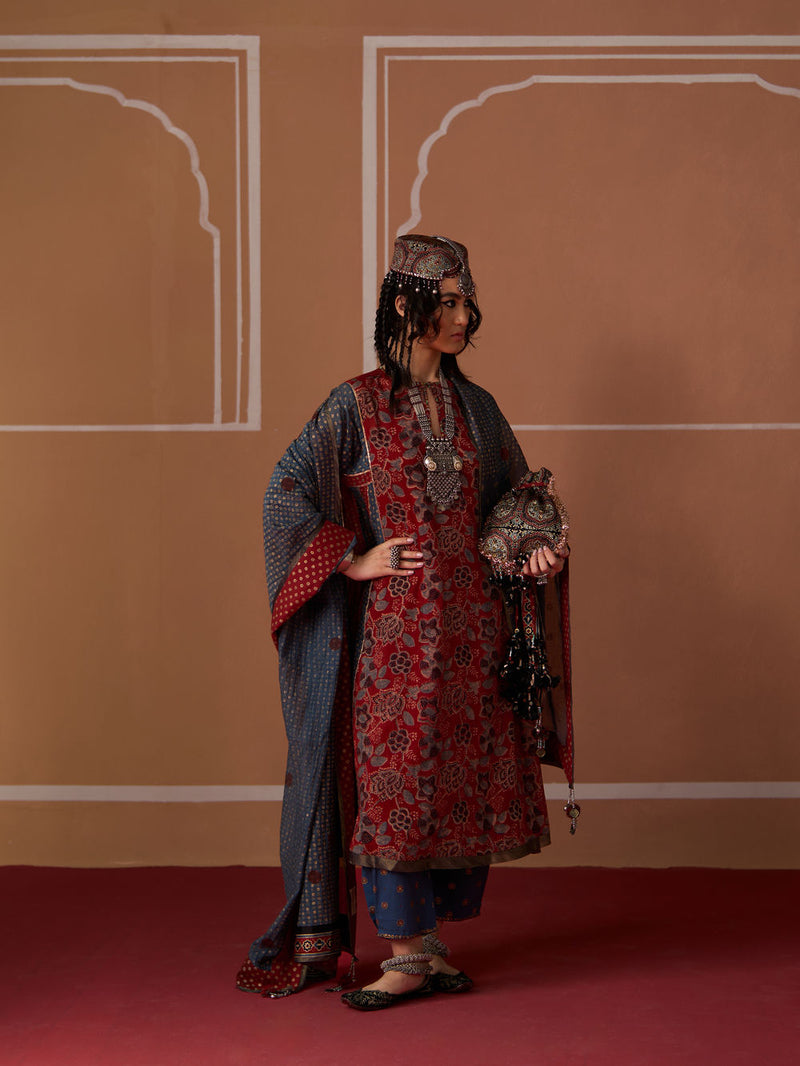 Tejas Dupatta chanderi dupatta by SWATTI KAPOOR in blue for women Worldwide