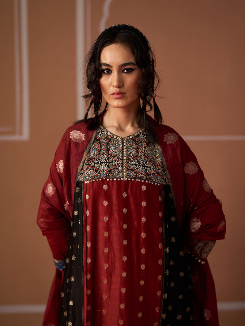 Aditi Kurta chanderi indo-western by SWATTI KAPOOR in multi-color for women Worldwide