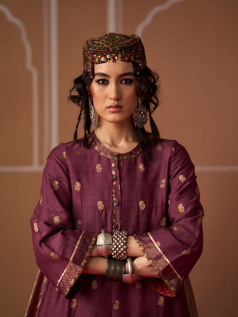 Oorja Kurta chanderi kurta/kurta set by SWATTI KAPOOR in plum for women Worldwide