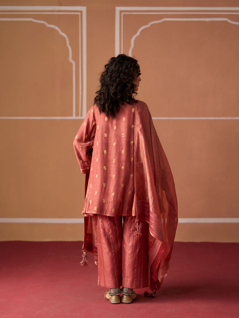 Charu Kurta chanderi kurta/kurta set by SWATTI KAPOOR in peach for women Worldwide