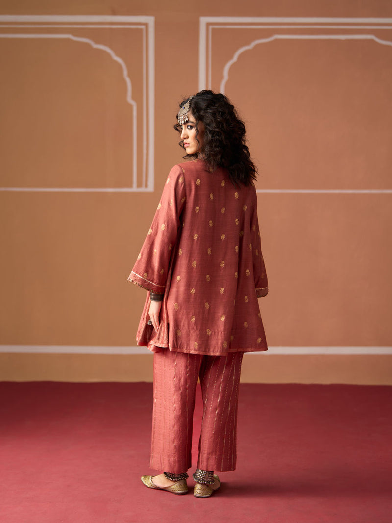 Charu Kurta chanderi kurta/kurta set by SWATTI KAPOOR in peach for women Worldwide
