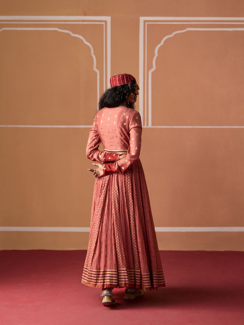 Krisha Kurta Tania Churidar chanderi kurta/kurta set by SWATTI KAPOOR in peach for women Worldwide