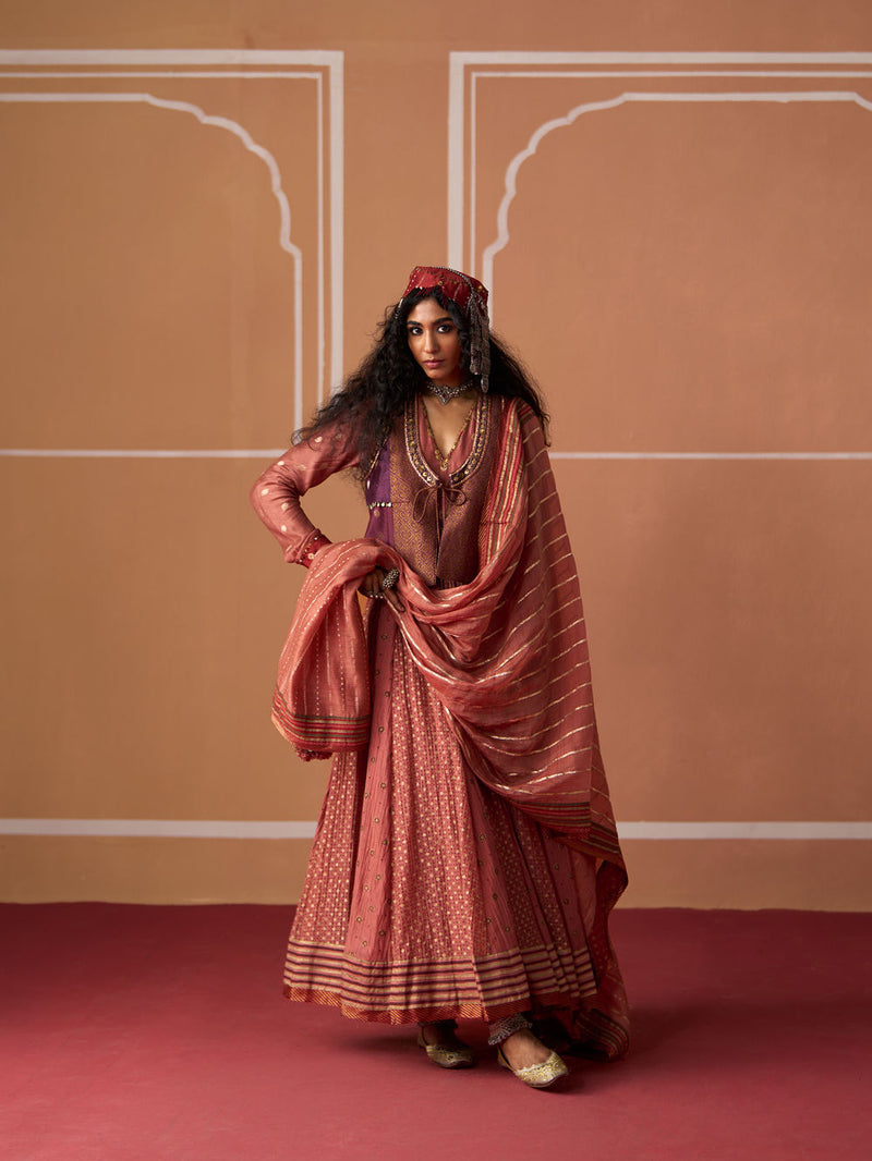 Krisha Kurta Tania Churidar chanderi kurta/kurta set by SWATTI KAPOOR in peach for women Worldwide