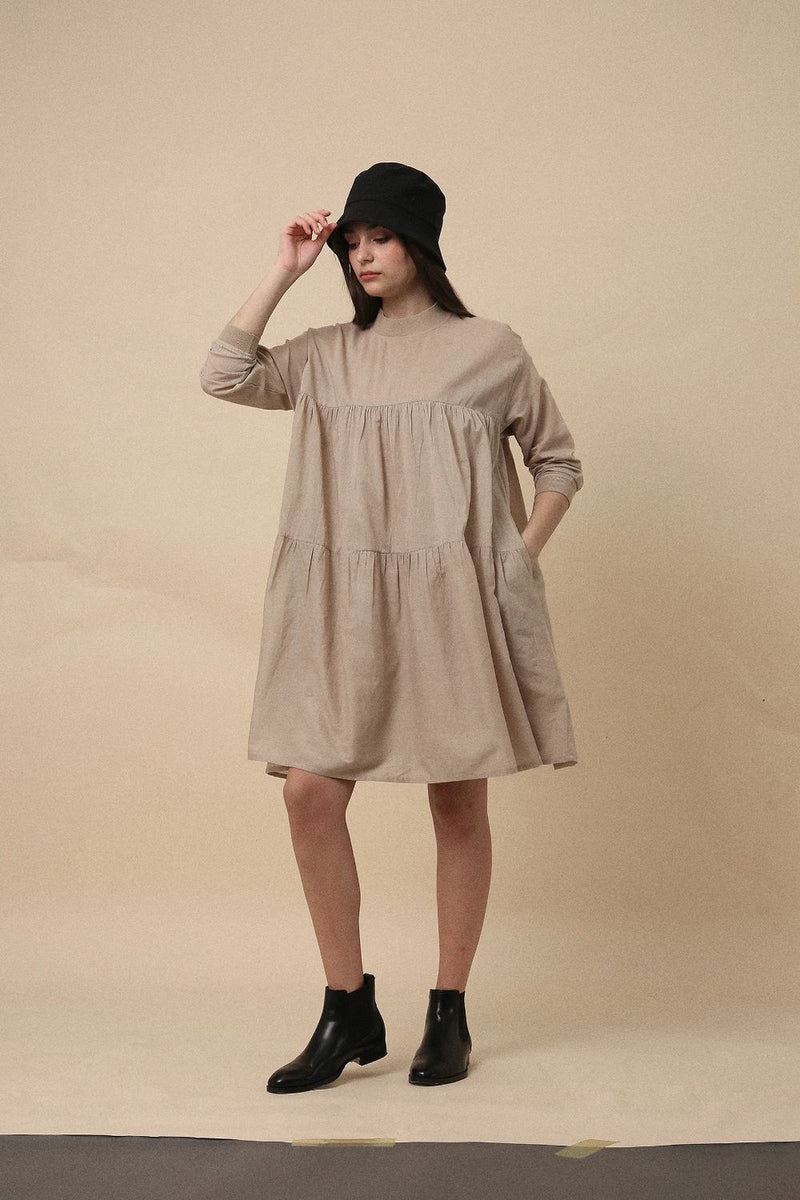 Sand Mul Rib Vena Dress 100% cotton by Mati in sand color for women Worldwide