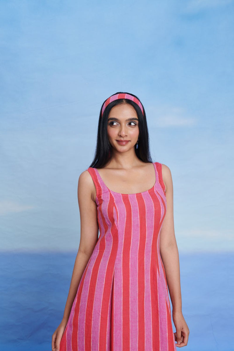 Amalfi Linen Scoop Neck Dress linen by Saphed in pink color for women Worldwide