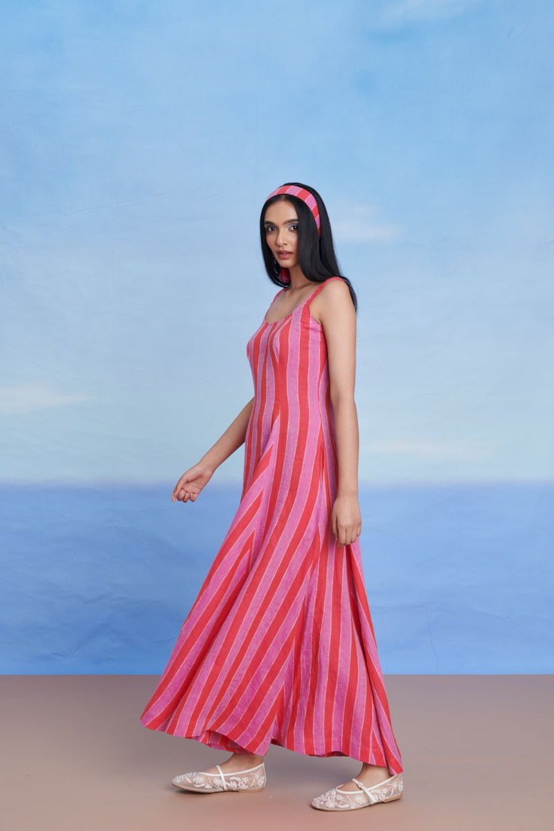 Amalfi Linen Scoop Neck Dress linen by Saphed in pink color for women Worldwide