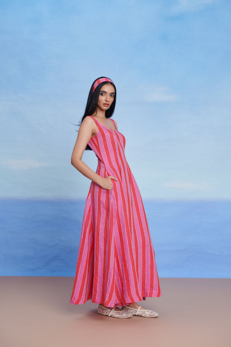 Amalfi Linen Scoop Neck Dress linen by Saphed in pink color for women Worldwide