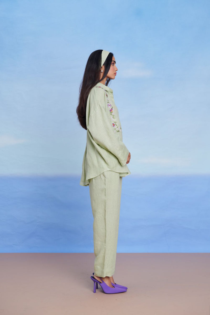 Pista Linen Pleated Pants linen by Saphed in green color for women Worldwide