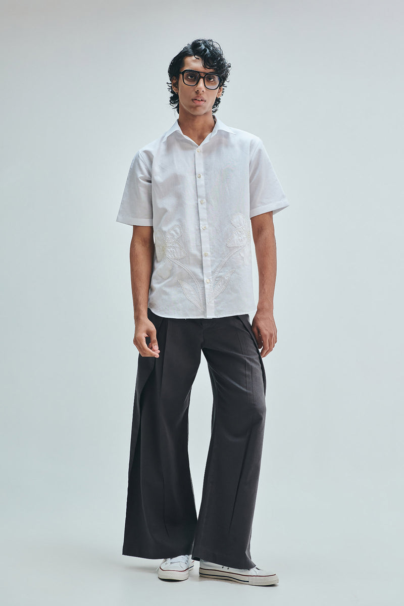 Taj Co-Linen Embroidered Men’s Applique Half Sleeves Shirt cotton linen shirt by Saphed Men in white for men Worldwide