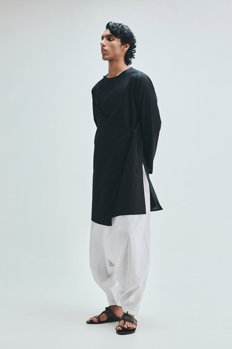 Kohl Co-Linen Men’s Angrakha Kurta cotton linen kurta/kurta set by Saphed Men in black for men Worldwide