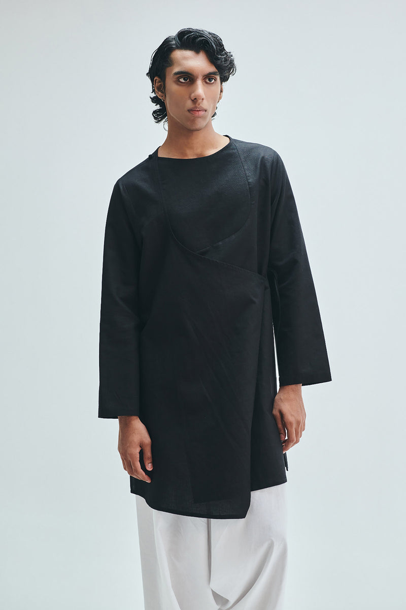 Kohl Co-Linen Men’s Angrakha Kurta cotton linen kurta/kurta set by Saphed Men in black for men Worldwide