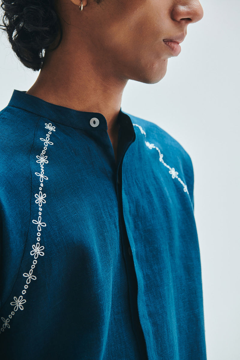 Indigo Linen Embroidered Men’s Raglan Shirt linen shirt by Saphed Men in blue for men Worldwide