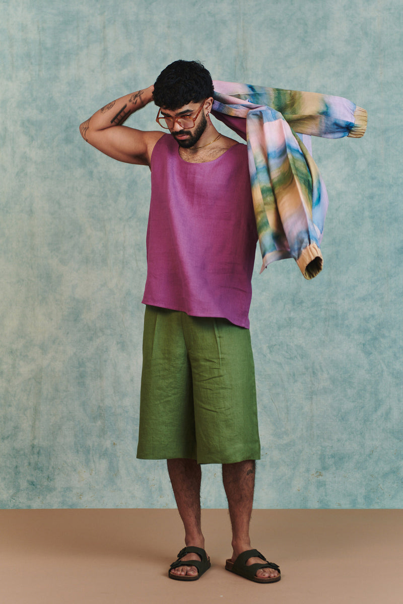 Moss Linen Men's Jorts linen short by Saphed Men in moss green for men Worldwide