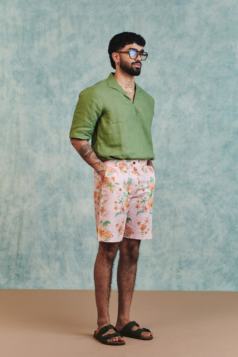 Moss Linen Men's Popover Shirt linen shirt by Saphed Men in moss green for men Worldwide