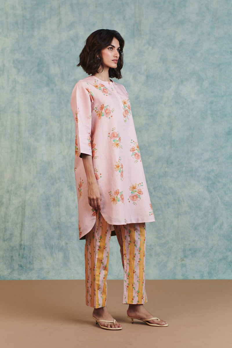Flora Co Linen Round Hem Kurta Set cotton linen light kurta set by Saphed in pink for women Worldwide