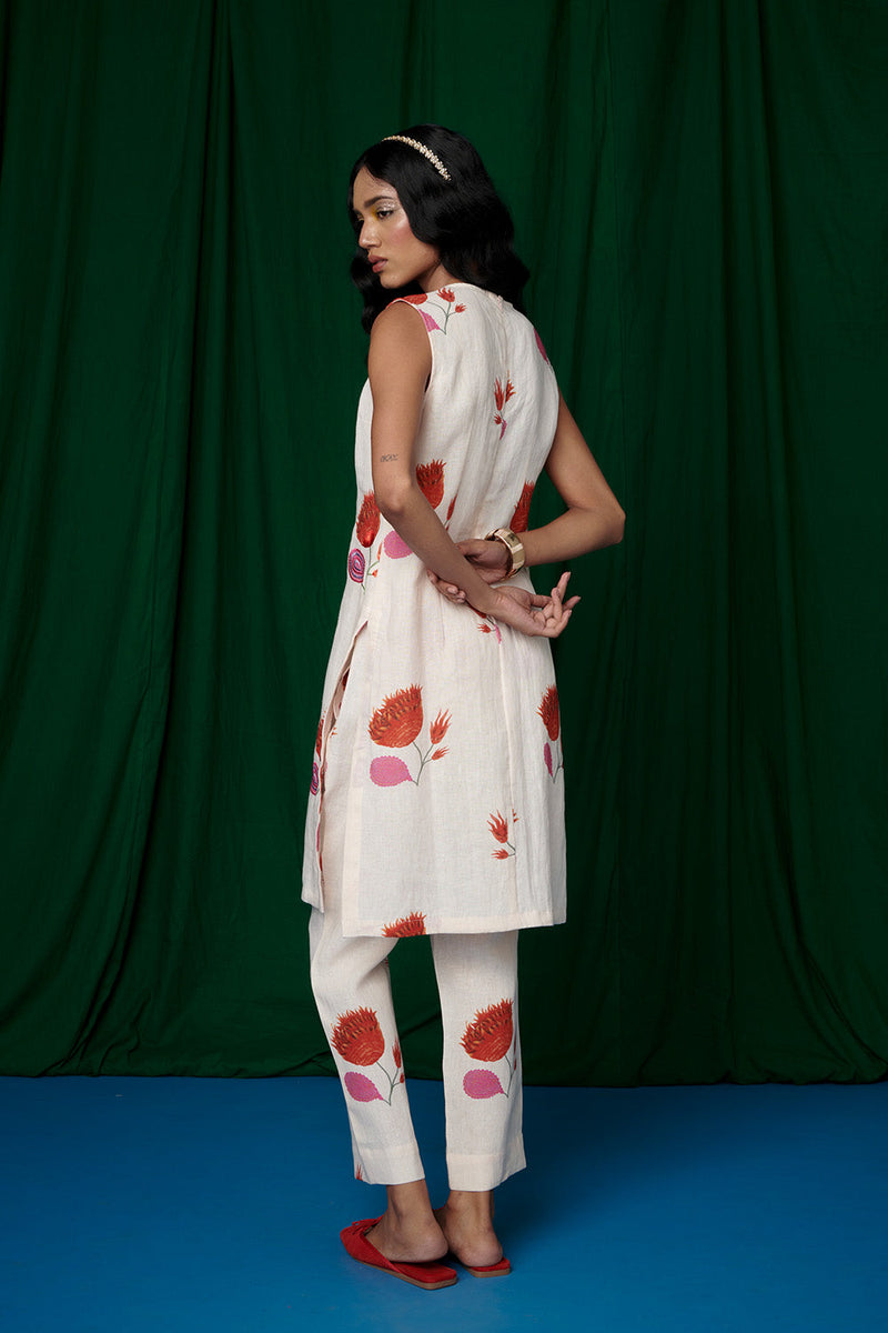 Wildflower Linen Fitted Kurta Set linen by Saphed for women Worldwide