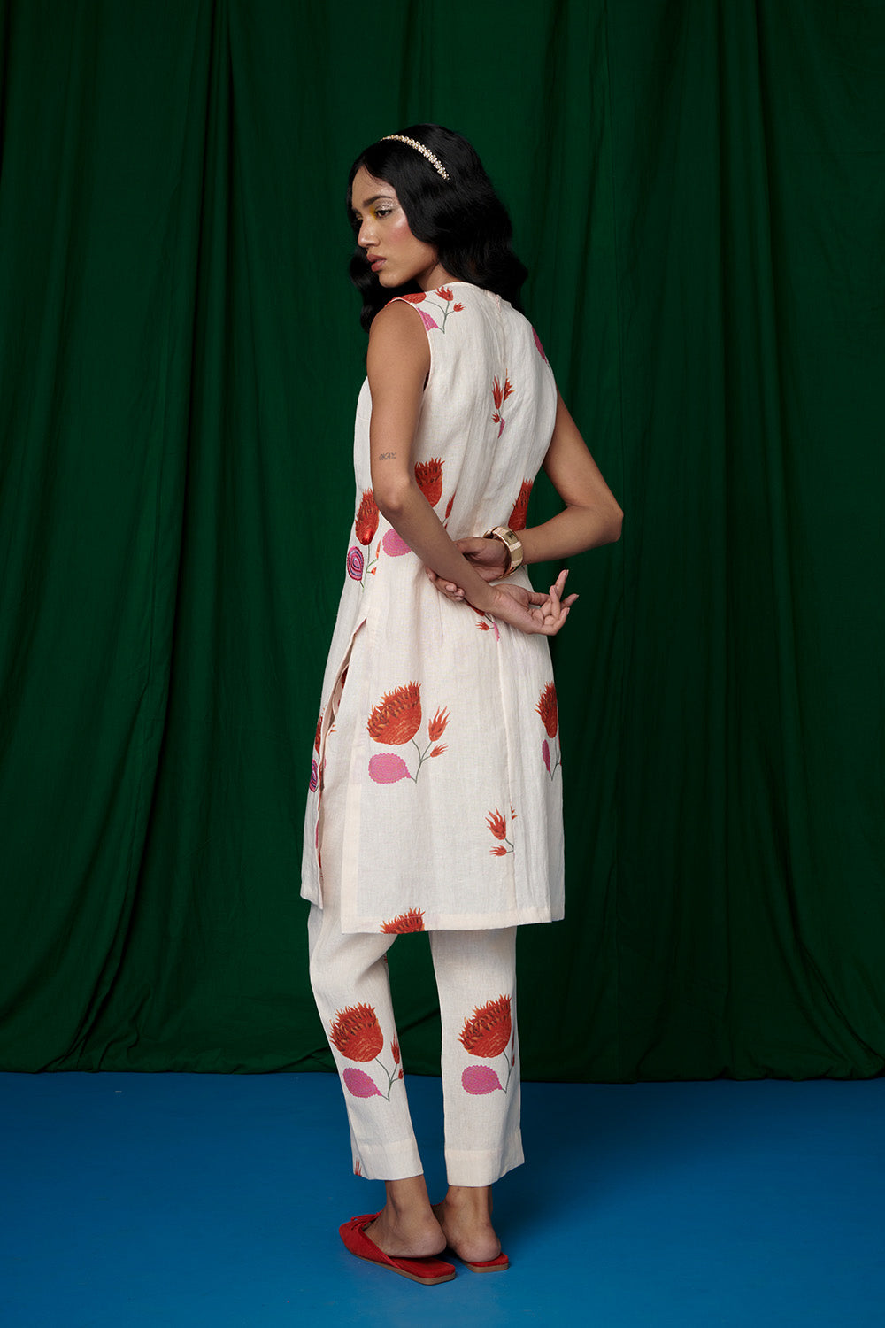 Wildflower Linen Fitted Kurta Set