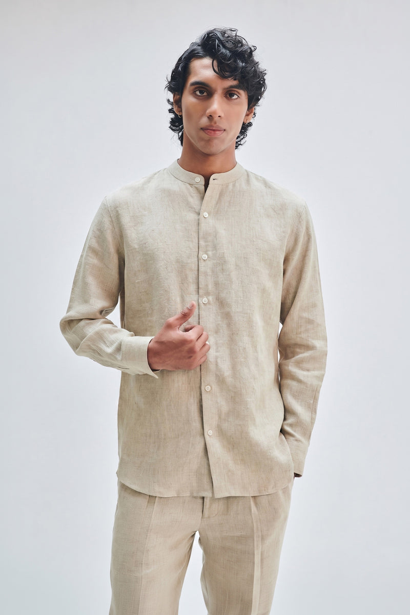 Undyed Linen Men’s Band Collar Shirt linen shirt by Saphed Men in off-white for men Worldwide