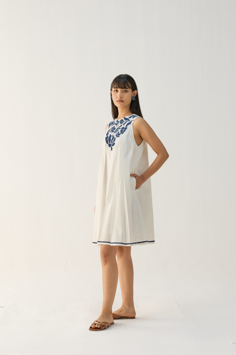 Shore Morning Organic Cotton Dress cotton by Sui in white color for women Worldwide