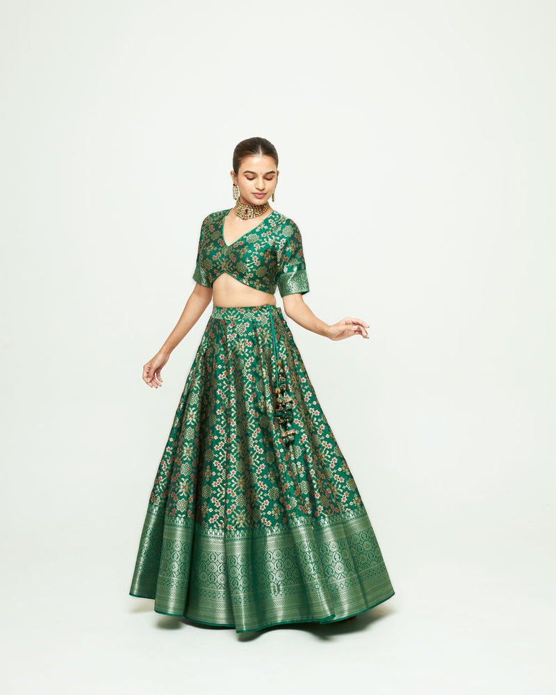 Meenaxi Lehenga Set-Green silk, organza lehenga sets by SOBARIKO for women Worldwide