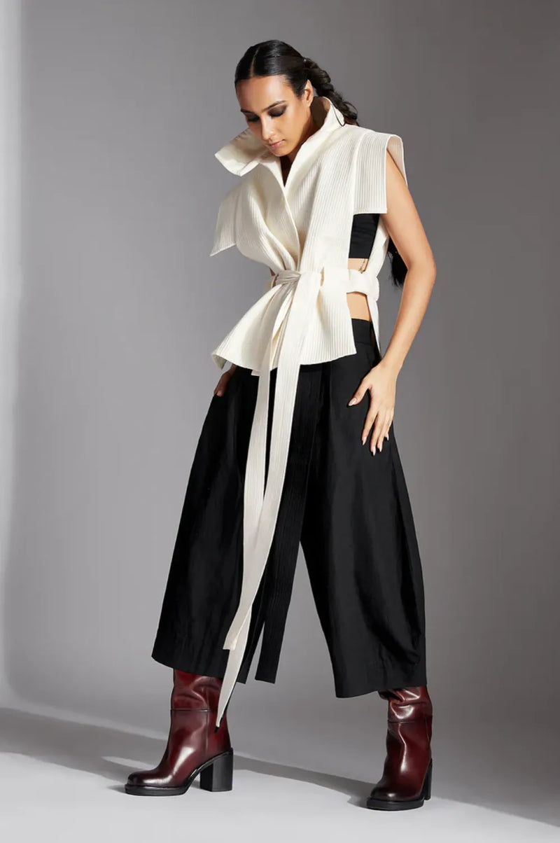 Sora Jacket-White cotton by Chola in white color for women Worldwide