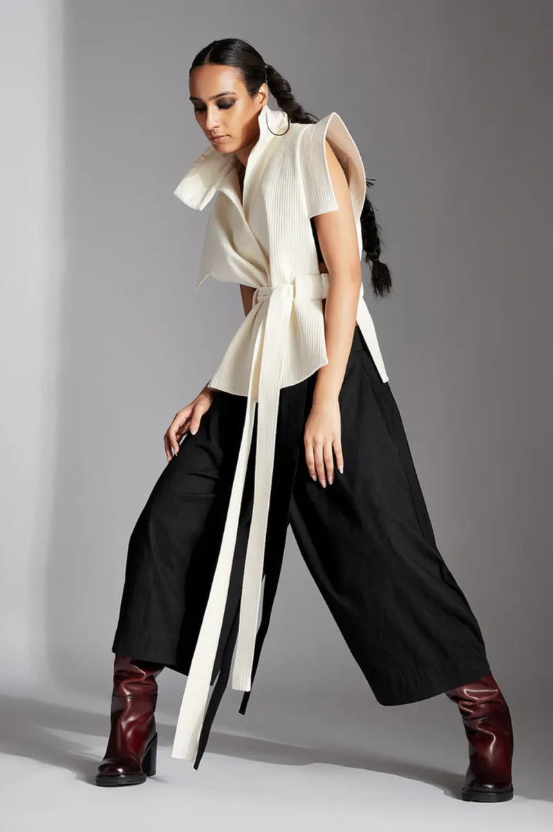 Sora Jacket-White cotton by Chola in white color for women Worldwide