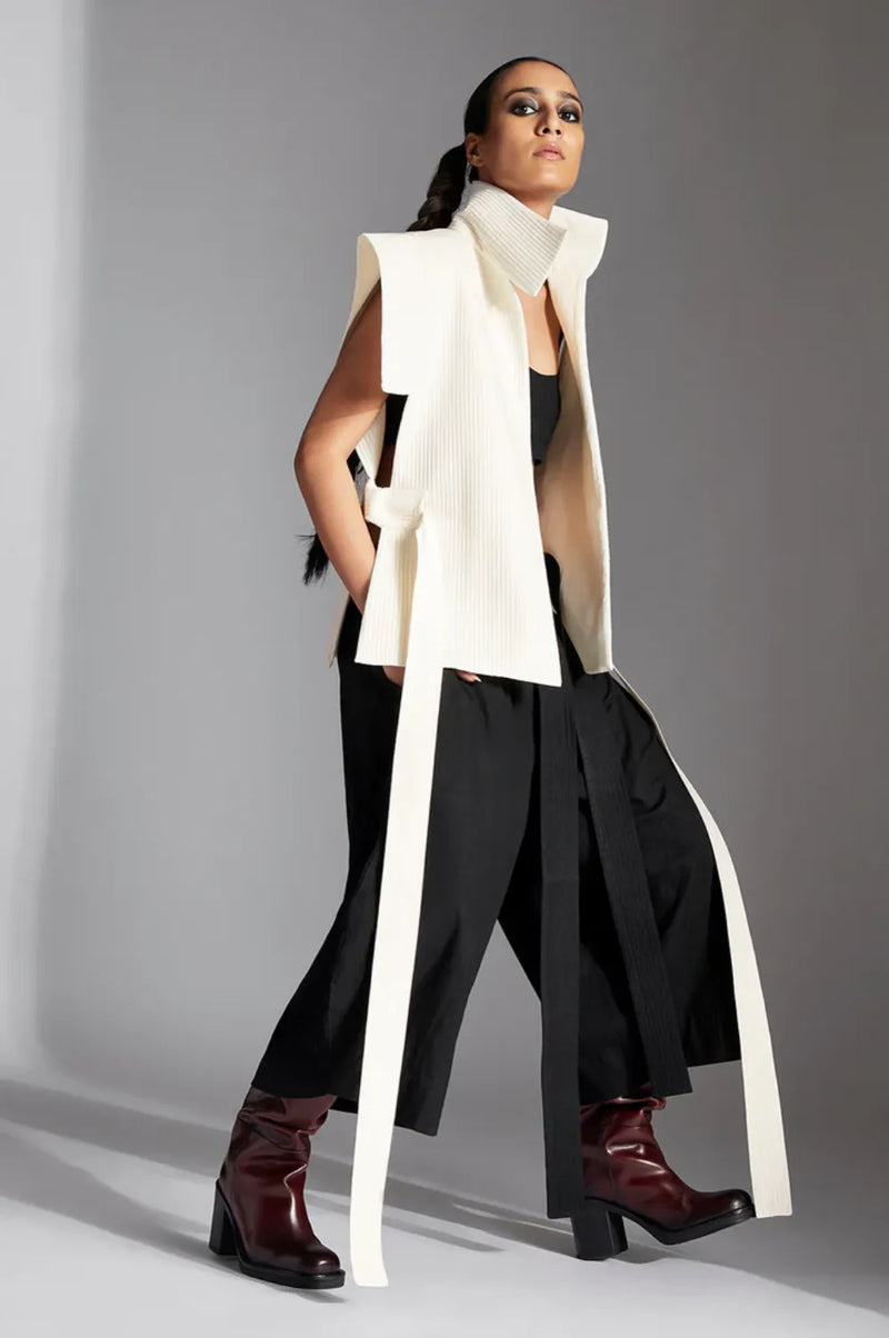 Sora Jacket-White cotton by Chola in white color for women Worldwide