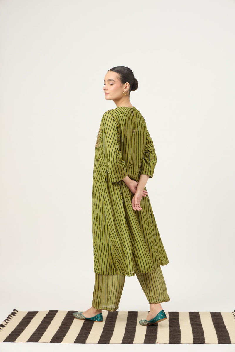 Striped Veena Kurta Set