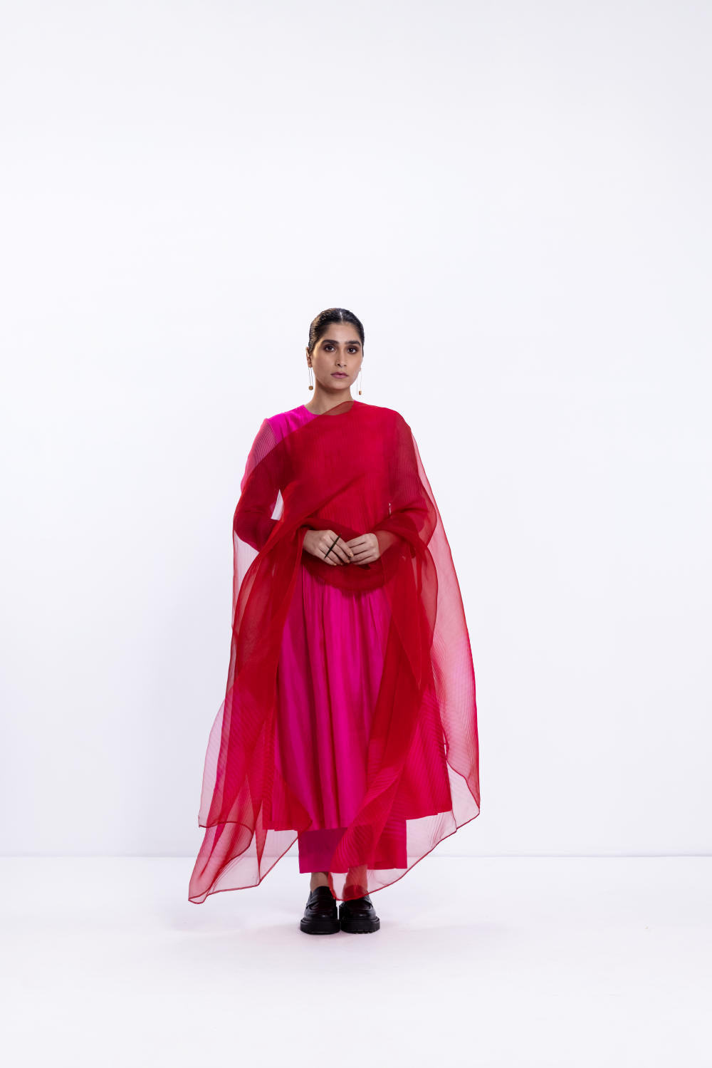 SHORE DUPATTA - RANI/RED