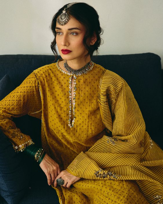 Kuhu Kurta chanderi kurta/kurta set by SWATTI KAPOOR in yellow for women Worldwide