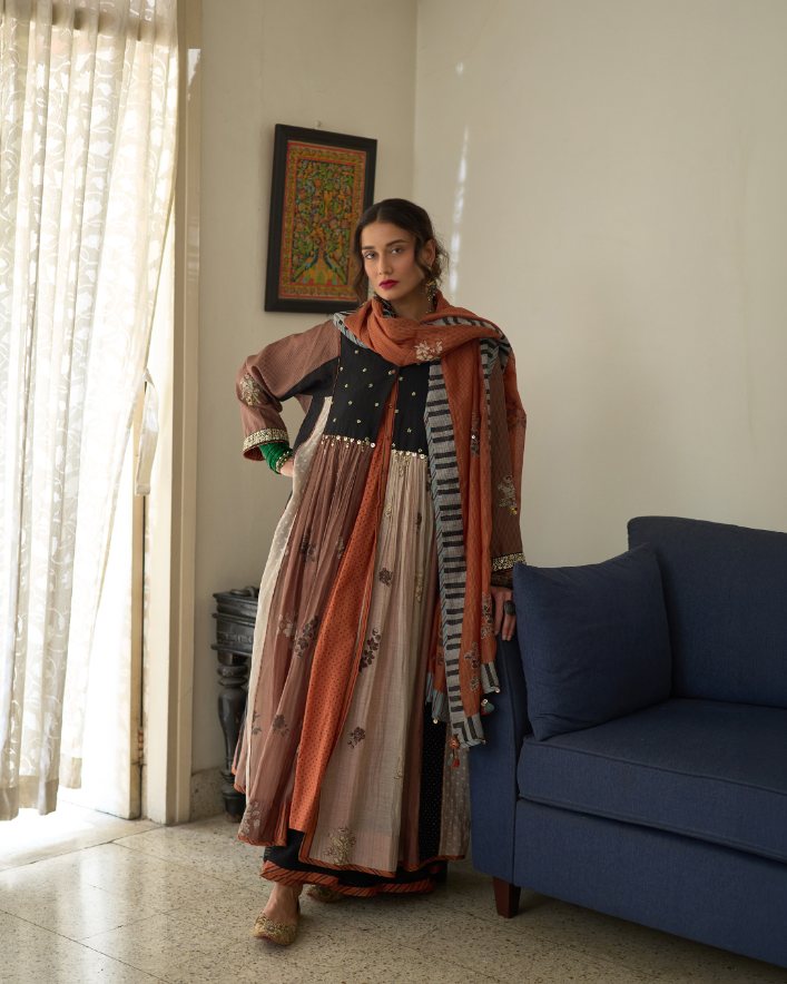 Kora Dupatta chanderi dupatta by SWATTI KAPOOR in rust orange for women Worldwide