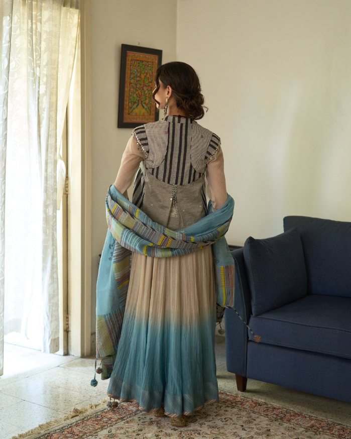 Tina Dupatta chanderi dupatta by SWATTI KAPOOR in blue for women Worldwide