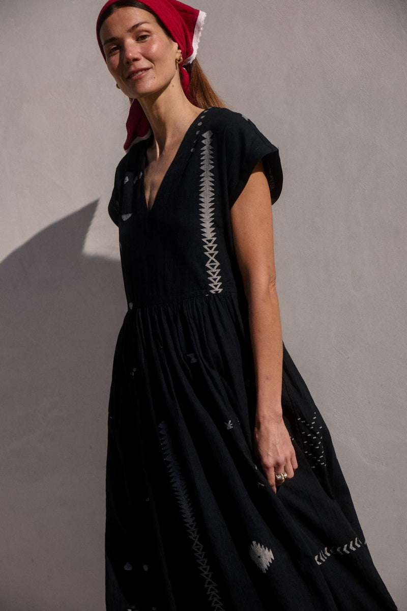 Classic Shift Dress – Heritage Weave