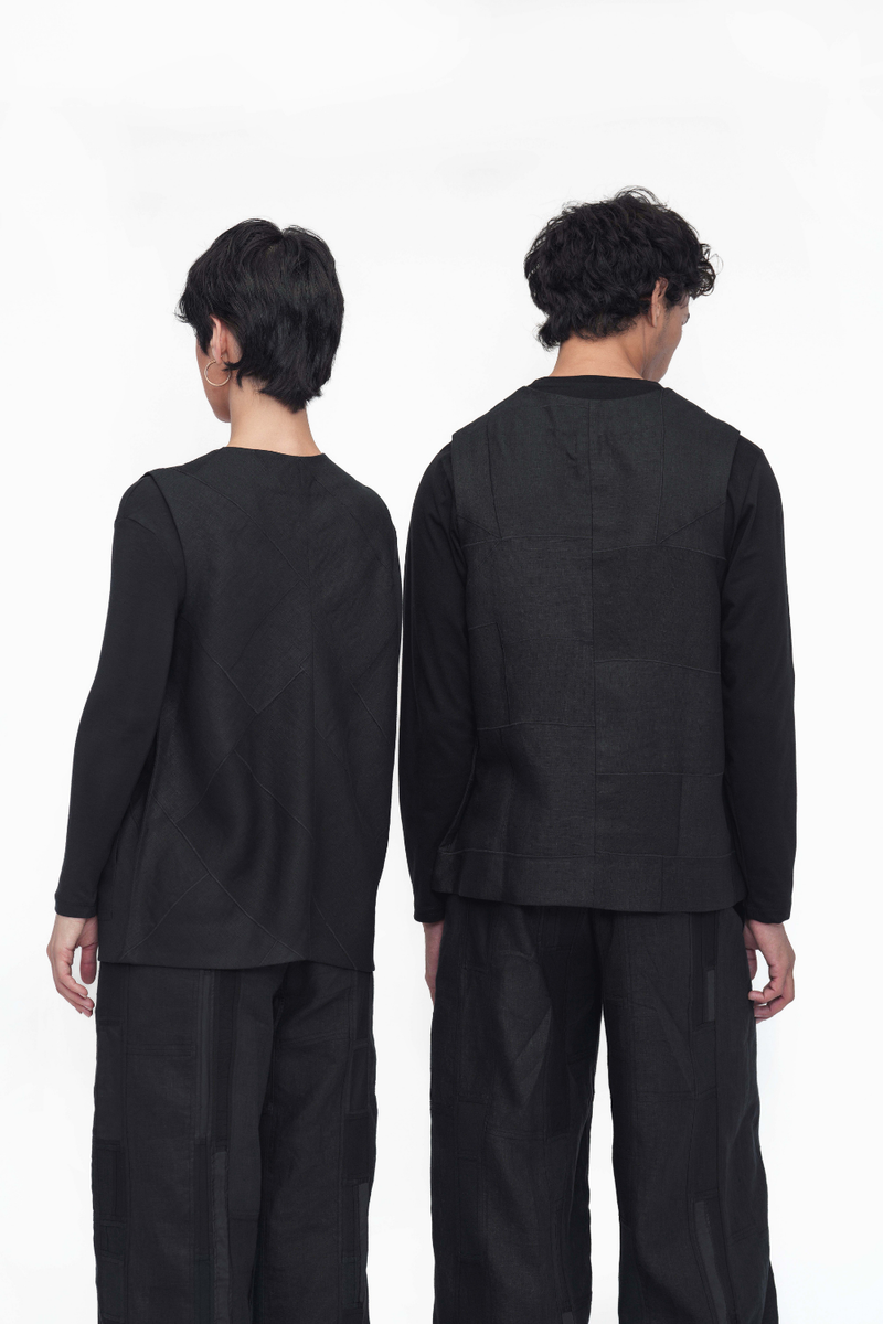 Zepa Vest Outerwear linen by Turn Black in black color for women Worldwide