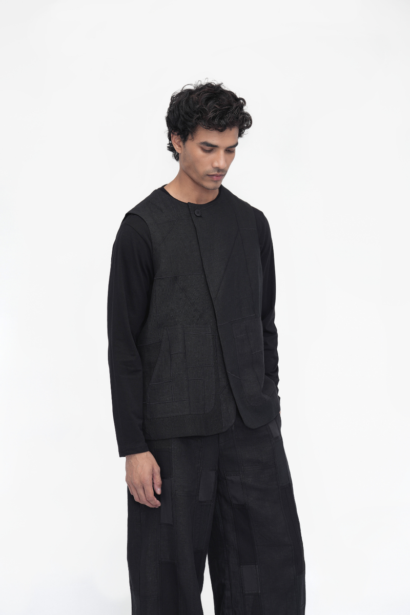 Zepa Vest Outerwear linen by Turn Black in black color for women Worldwide